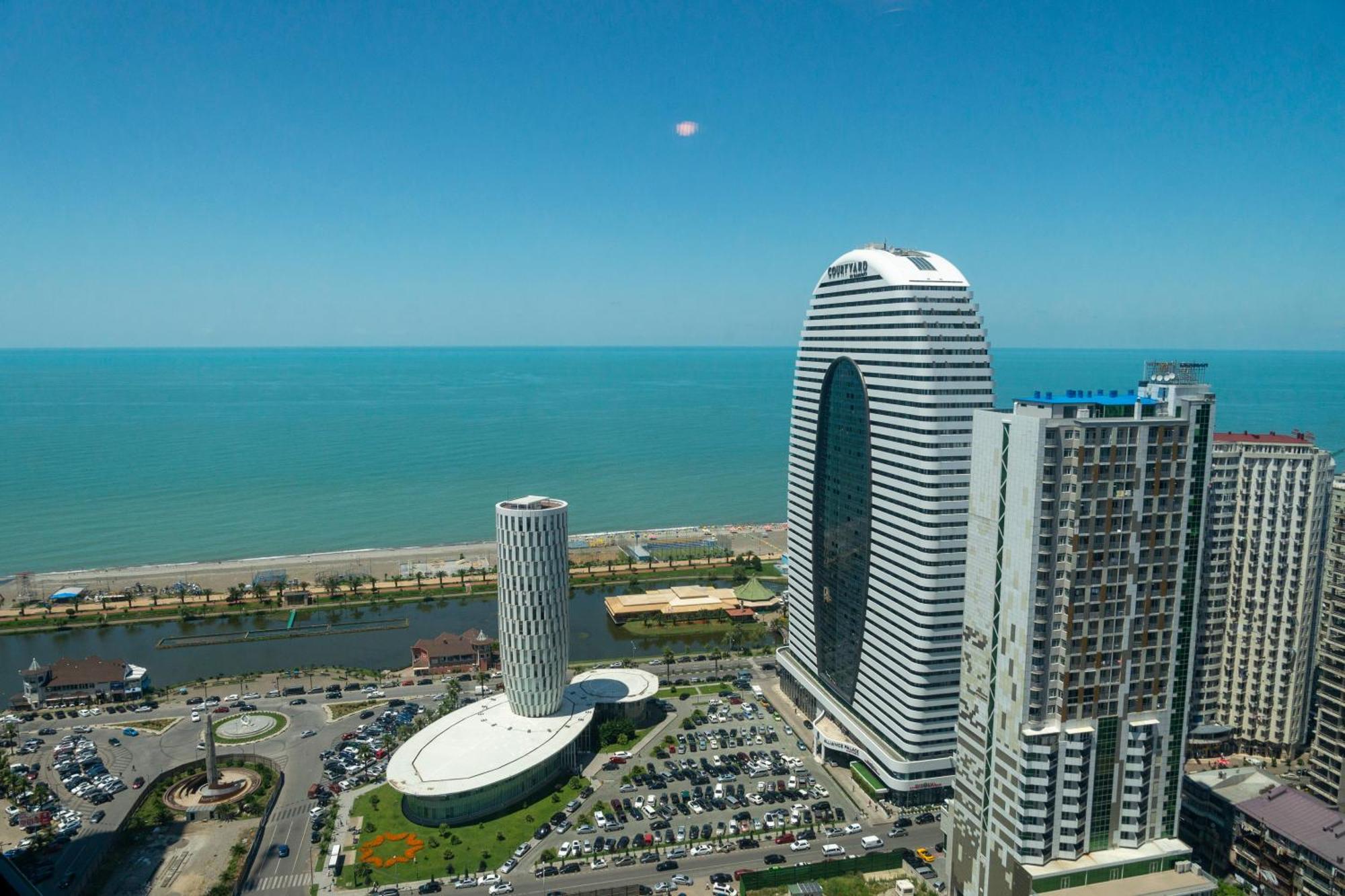 Season Suite Apart-Hotel Batumi Luaran gambar